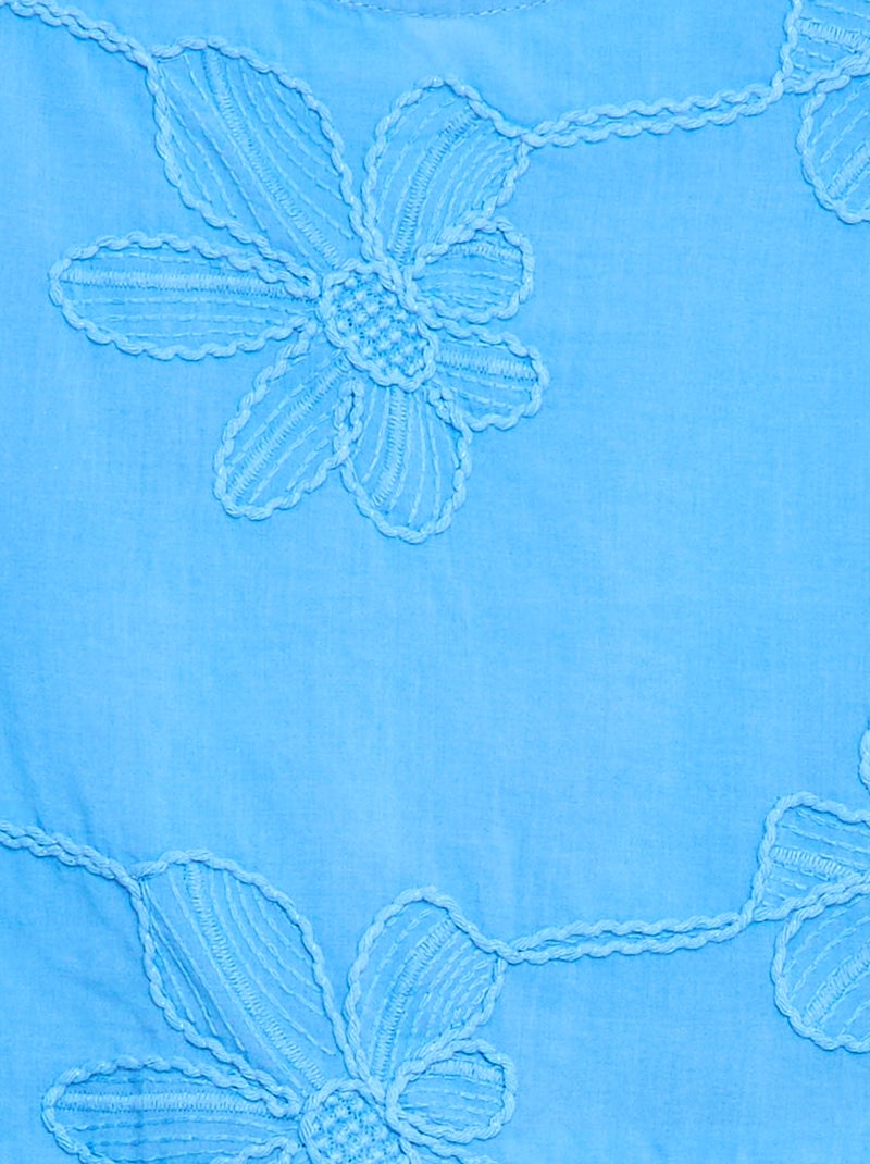 Blusa sem mangas com bordados florais Azul - Kiabi