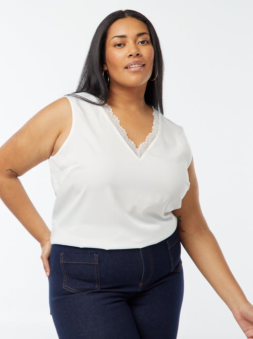 Blusa sem mangas com decote em bico e bordos de renda - Kiabi