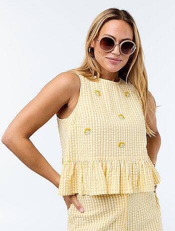 Blusa sem mangas de malha gofrada