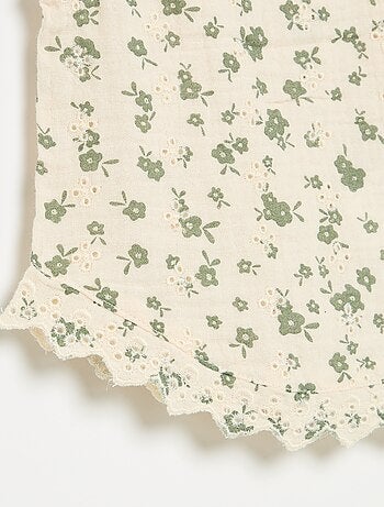 Blusa sem mangas em gaze de algodão com bordados ingleses