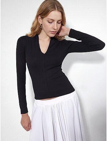 Blusa slim de manga comprida com decote em v busem