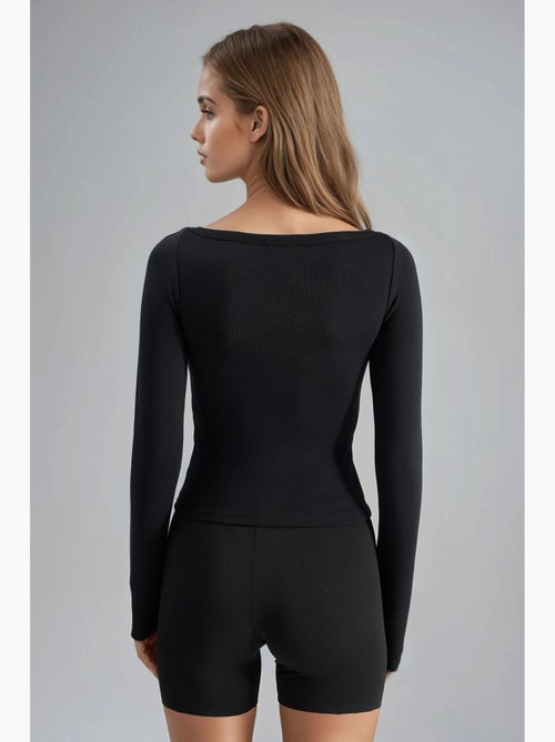 Blusa slim fit canelada com decote barco busem - Kiabi Blusa slim fit canelada com decote barco busem - Kiabi