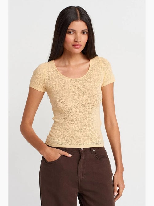 Blusa slim fit canelada texturizada dilvin - Kiabi Blusa slim fit canelada texturizada dilvin - Kiabi