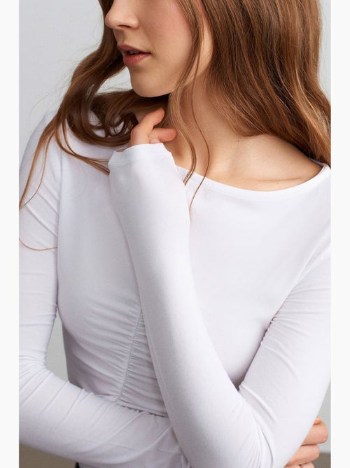 Blusa slim fit com decote barco e manga comprida dilvin - Kiabi