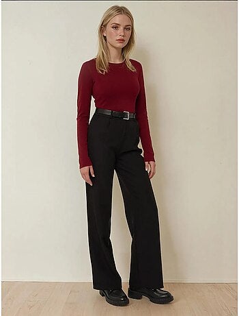 Blusa slim fit com decote canoa e manga comprida hiccup