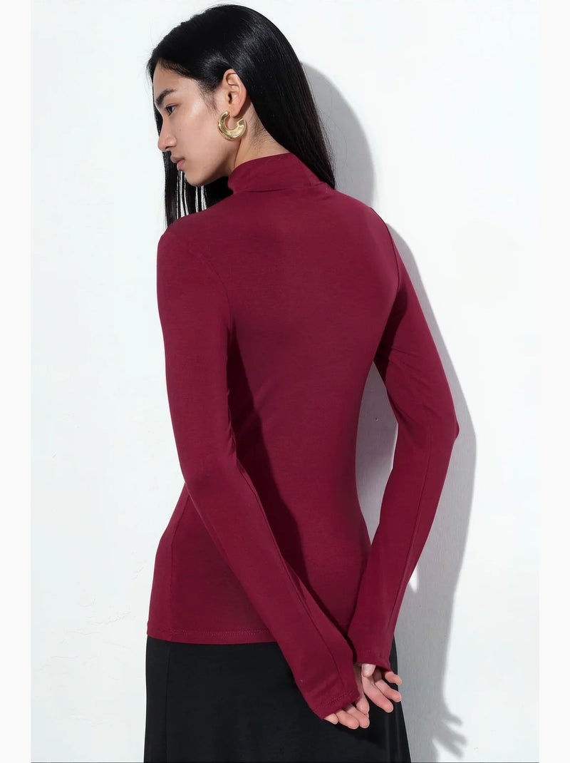 Blusa slim fit com meia gola alta busem Vermelho bordô - Kiabi