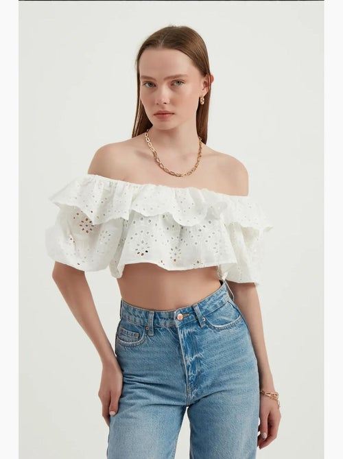 Blusa texturizada de ombro a ombro com folhos e mangas balão hiccup - Kiabi Blusa texturizada de ombro a ombro com folhos e mangas balão hiccup - Kiabi