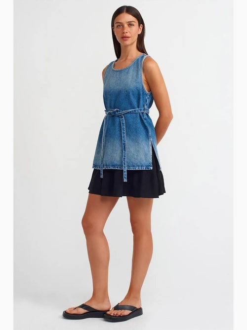 Blusa túnica em ganga de algodão com detalhe de atar dilvin - Kiabi Blusa túnica em ganga de algodão com detalhe de atar dilvin - Kiabi
