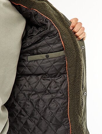 Blusão com capuz efeito pele de ovelha