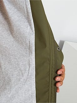 Blusão corta-vento com capuz - Kiabi