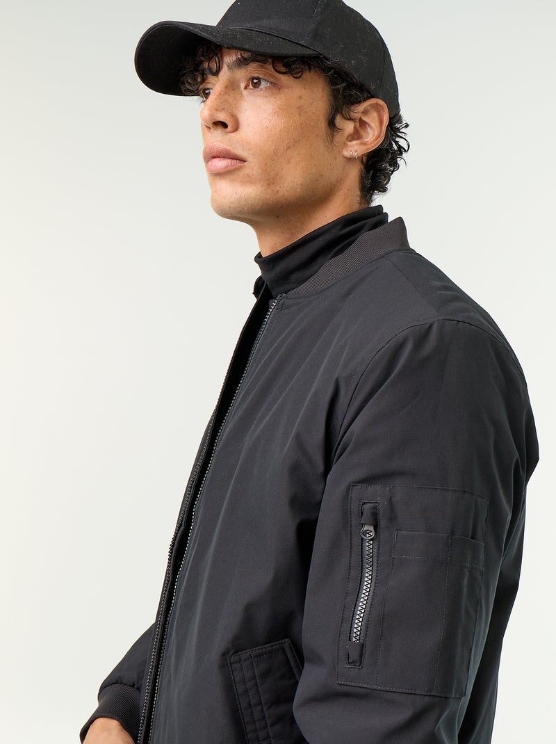 Blusão curto estilo aviador Preto - Kiabi