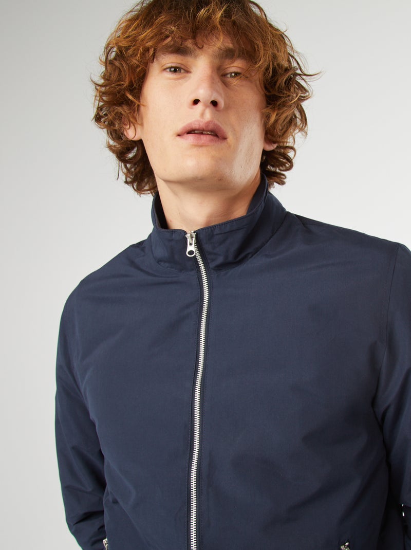 Blusão curto liso com fecho 'Produkt' AZUL - Kiabi