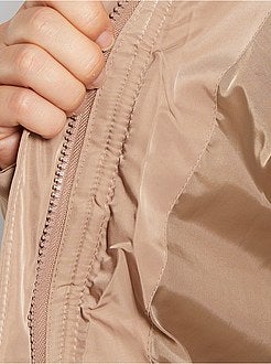 Blusão de penas curto acolchoado - Kiabi