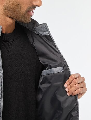 Blusão de penas impermeável sem mangas liso