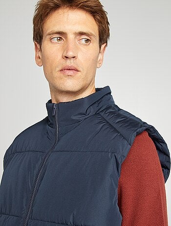 Blusão de penas sem mangas