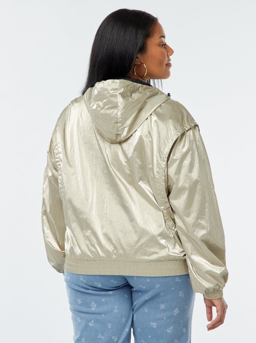 Blusão dourado com capuz - Kiabi