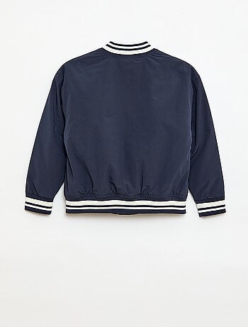 Blusão estilo aviador com botões de pressão