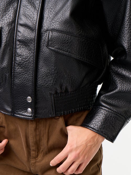 Blusão oversize em imitação de pele com gola alta - Kiabi