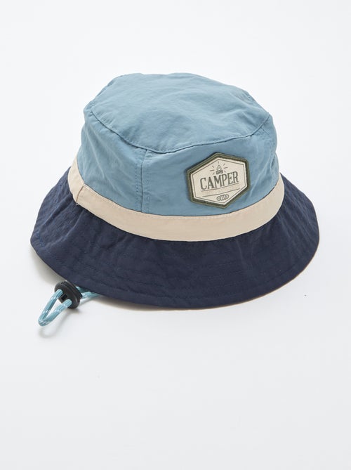 Bob bicolor estilo campista - Kiabi