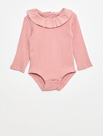 Body canelado com gola