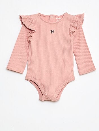 Body canelado de manga comprida com folhos nos ombros