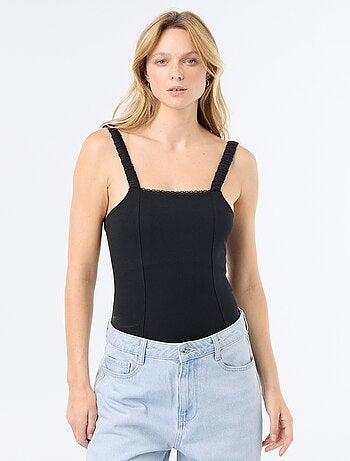 Body com alças elásticas
