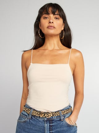 Body com alças estreitas