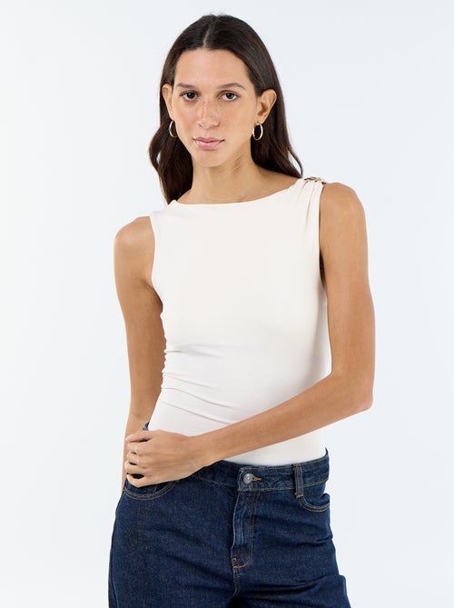 Body com costas decotadas e joia dourada - Kiabi