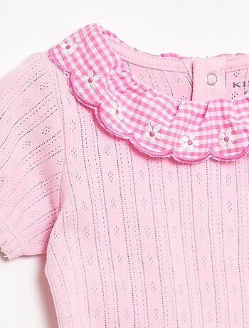 Body com gola babada padrão vichy