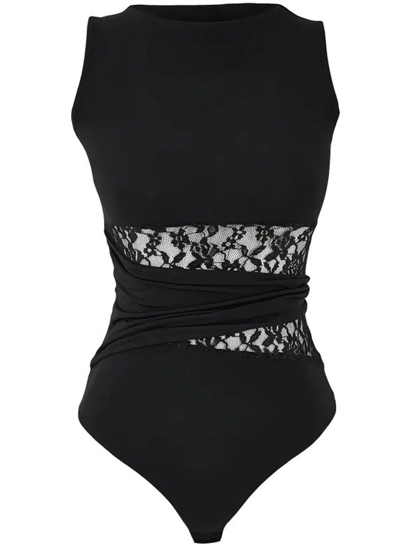 Body com recortes e detalhes em renda hiccup Preto - Kiabi