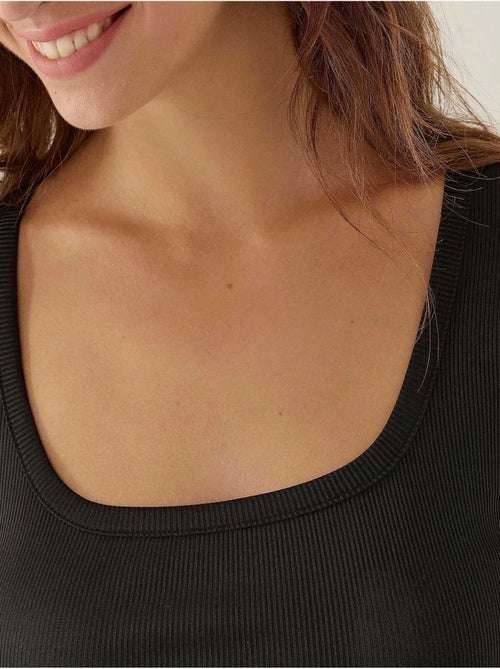 Body de gola quadrada hiccup - Kiabi Body de gola quadrada hiccup - Kiabi