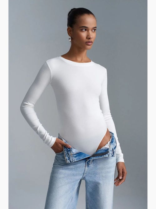 Body de jersey slim fit com decote redondo dilvin - Kiabi
