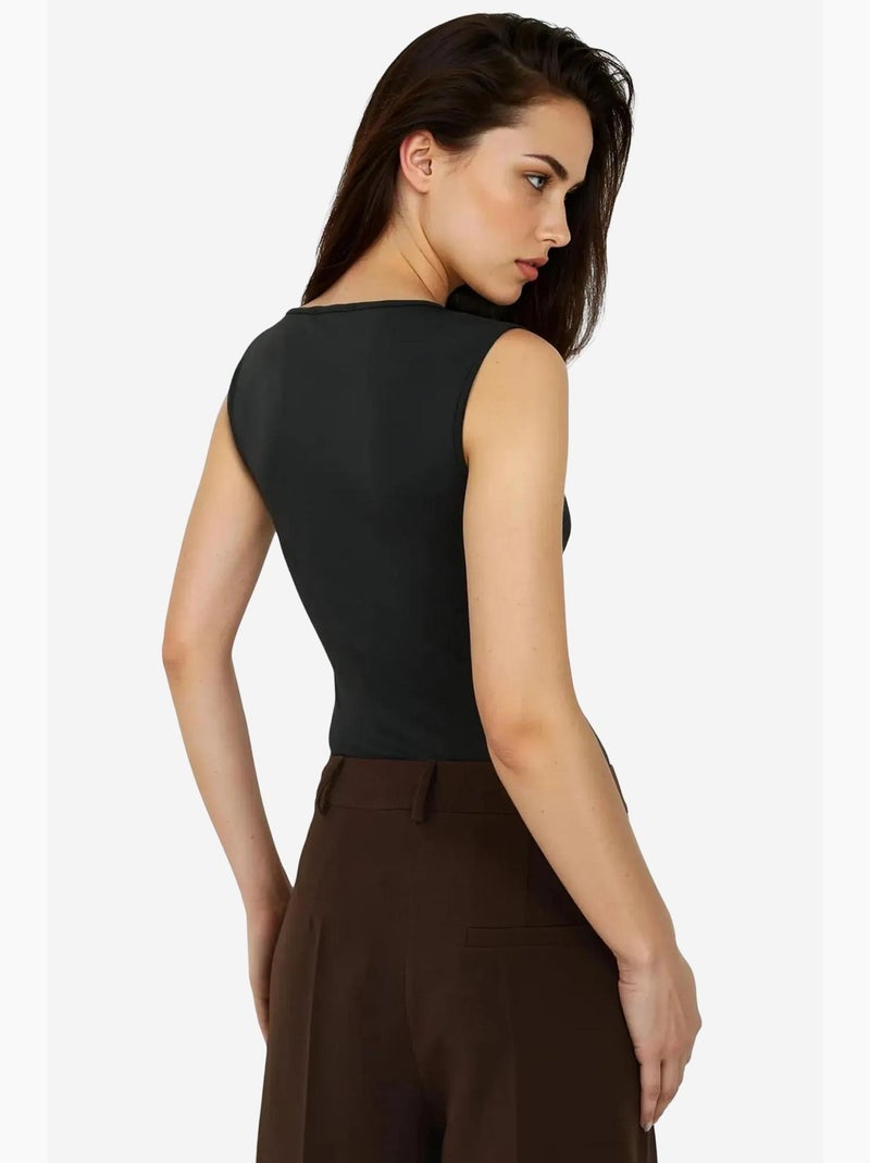 Body de malha slim fit com decote redondo e fecho de correr hiccup Preto - Kiabi