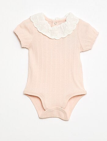 Body de manga comprida em malha canelada com gola fantasia