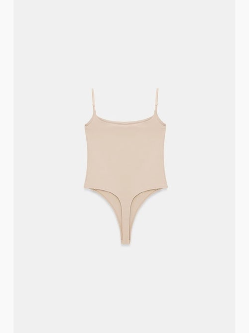 Body de nylon sem mangas com decote quadrado dilvin - Kiabi Body de nylon sem mangas com decote quadrado dilvin - Kiabi