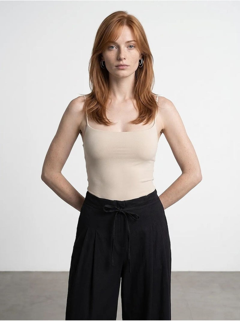 Body de nylon sem mangas com decote quadrado dilvin Bege-argila - Kiabi
