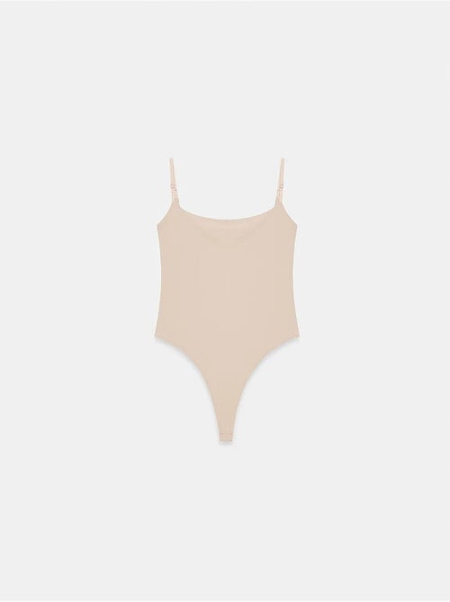 Body de nylon sem mangas com decote quadrado dilvin - Kiabi Body de nylon sem mangas com decote quadrado dilvin - Kiabi