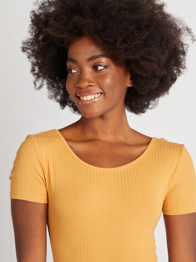 Body em malha nervurada AMARELO - Kiabi