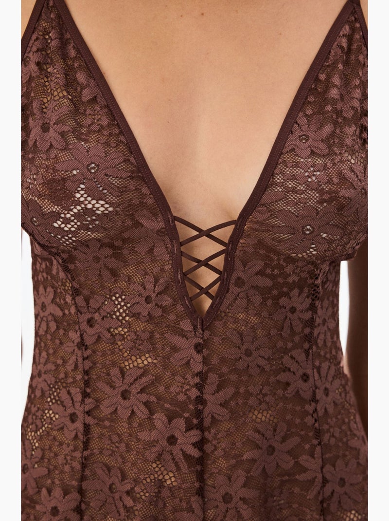 Body feminino em renda penti Castanho - Kiabi