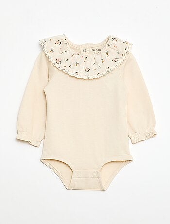 Body liso com gola Claudine estampada