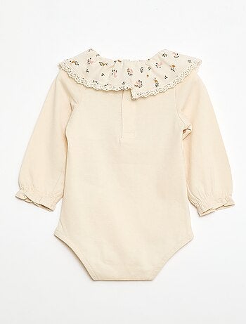 Body liso com gola Claudine estampada