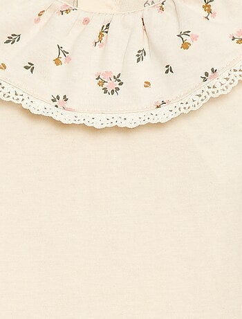 Body liso com gola Claudine estampada