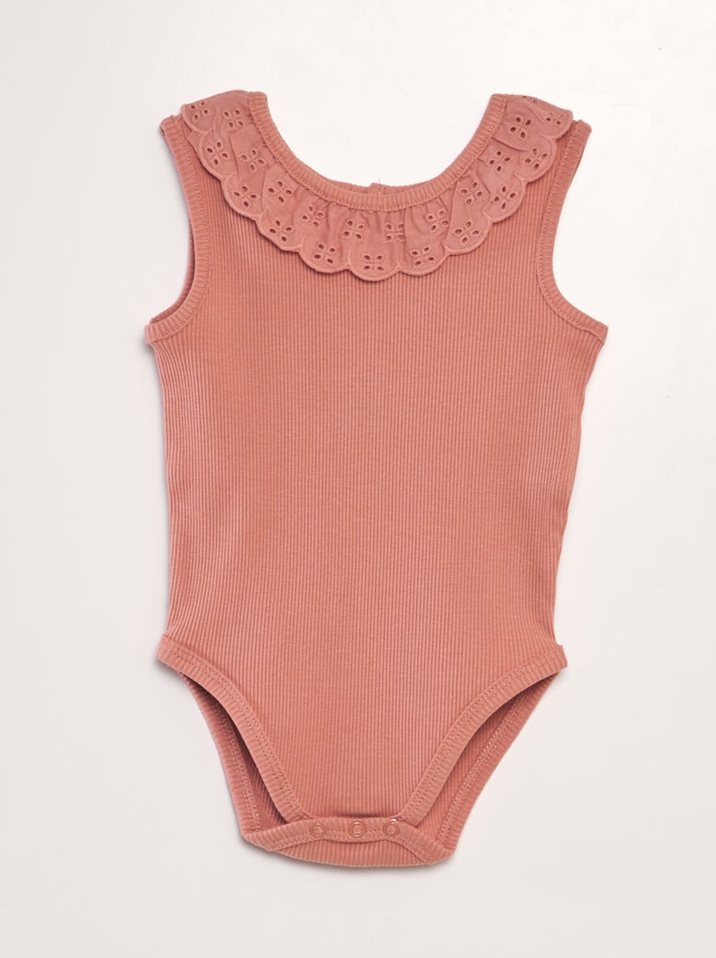 Body nervurado com gola bordada ROSA - Kiabi