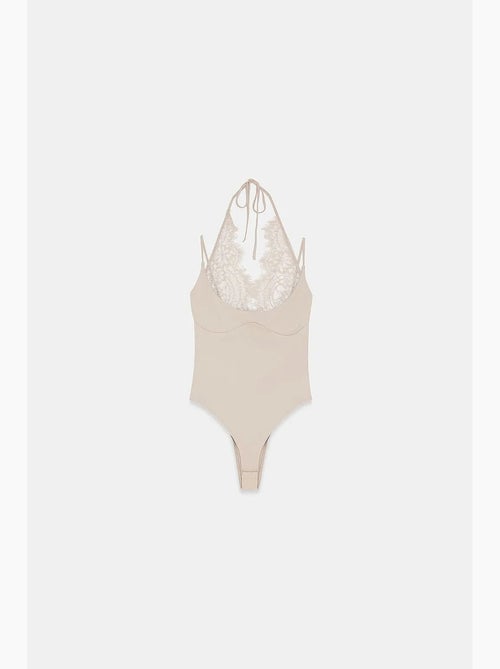 Body sem mangas com recortes bordados dilvin - Kiabi