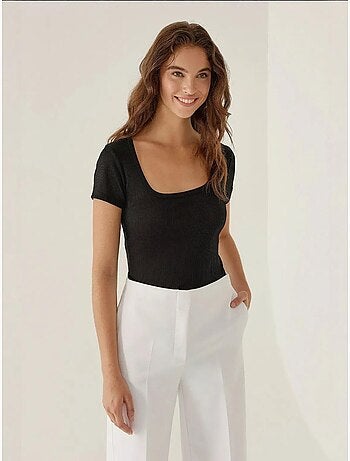 Body slim fit com gola redonda hiccup