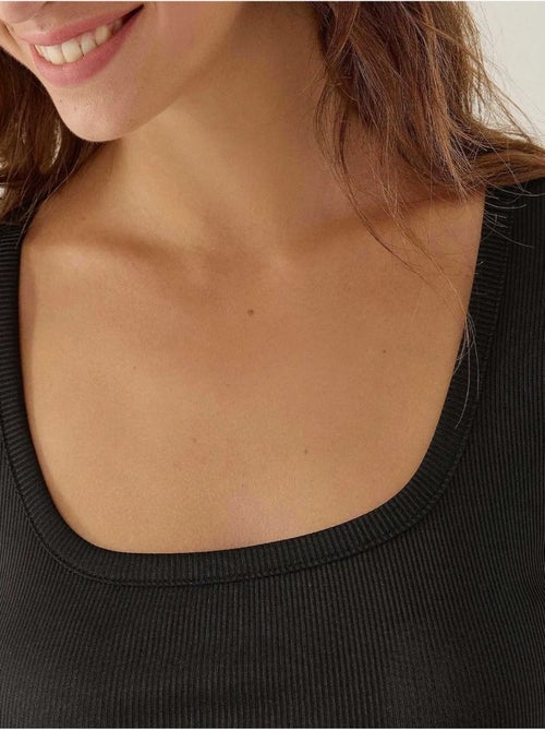 Body slim fit com gola redonda hiccup - Kiabi