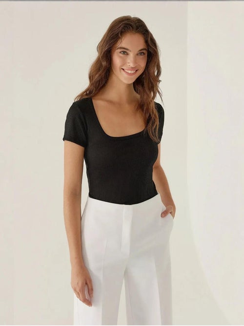 Body slim fit com gola redonda hiccup - Kiabi