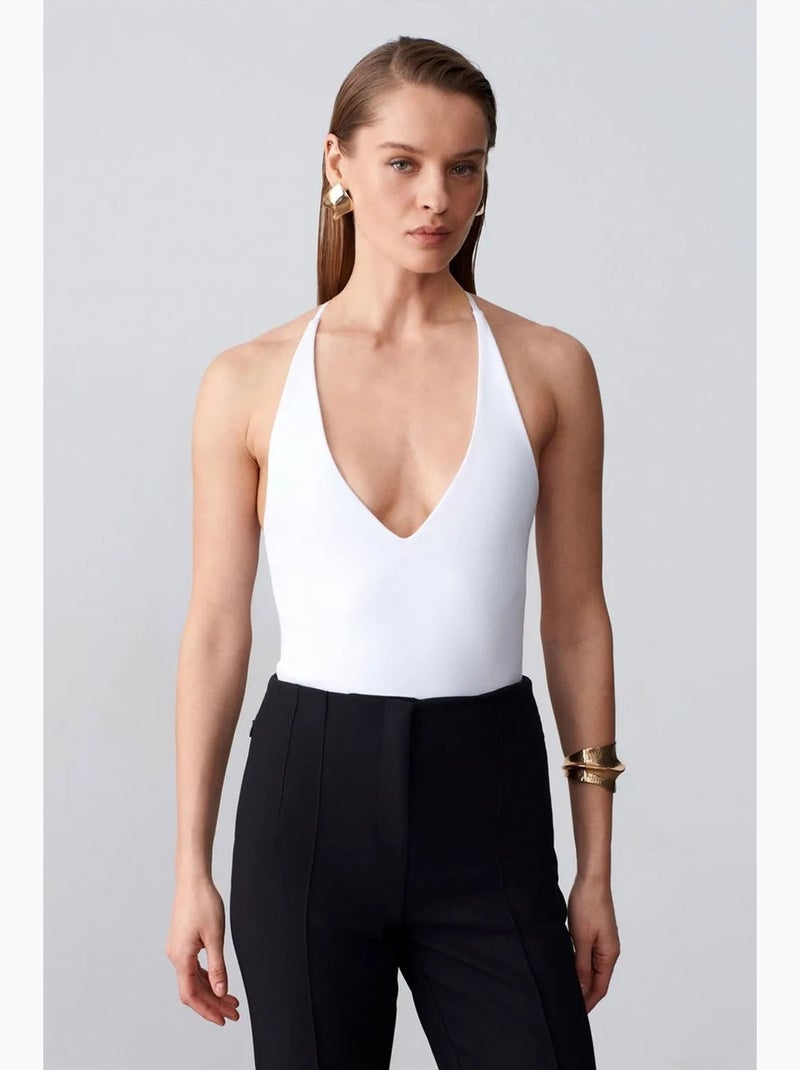 Body slim fit com recortes e decote halter dilvin Branco - Kiabi