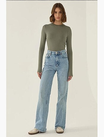 Body slim fit de manga comprida e gola redonda hiccup