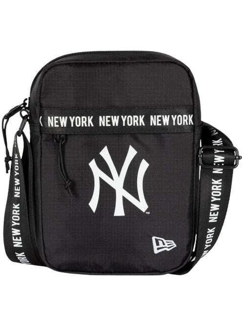 Bolsa de Ombro Masculina New Era NY Preta com Alça Ajustável - Kiabi Bolsa de Ombro Masculina New Era NY Preta com Alça Ajustável - Kiabi